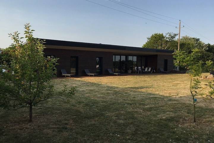 Villa pour 14 personnes, avec jardin, animaux acceptés