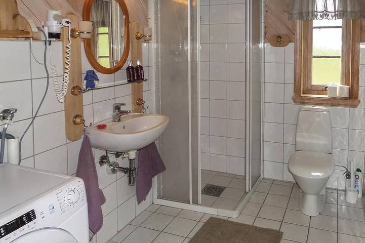 3 bedroom nice home in Vøringsfoss in Eidfjord