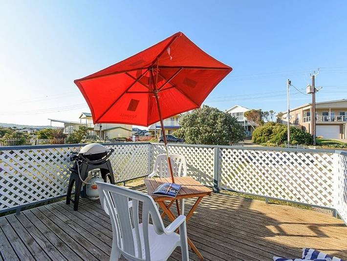 Holiday home for 8 people, with garden and balcony in Middleton (South Australia)