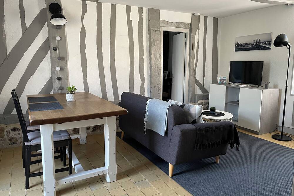 Appartement entier, Gîte & jardin & parking (proche Honfleur) Linge fourni Wifi in Gonneville-sur-Honfleur, Région de Lisieux