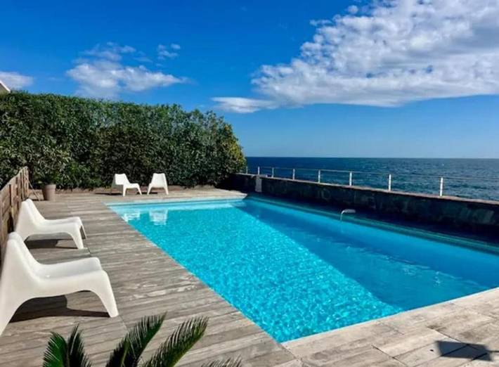 Appartement de vacances pour 6 personnes, avec Terrasse ainsi que Piscine et Vue