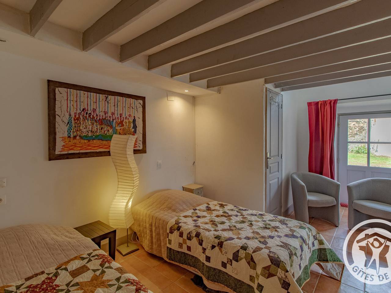 Gîte rustique avec 2 chambres, nature, animaux admis, wifi et parking in Montilliers, Vallée de la Loire