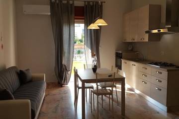 Gîte pour 5 personnes, avec balcon à Spadafora