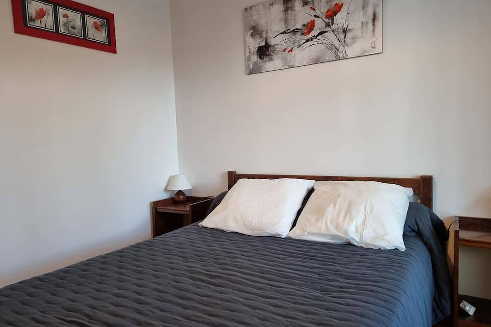 Alquiler Cualquier Comodidad vista impresionante + Wifi (4 a 5 personas) en Marcillac Vallon in Marcillac-Vallon, Macizo Central