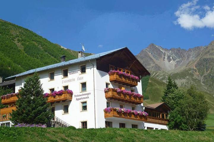 Ferienwohnung für 4 Personen, mit Whirlpool und Balkon - 1