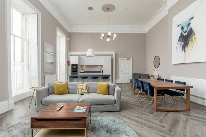Appartamento per 6 persone, con Panorama a Edimburgo
