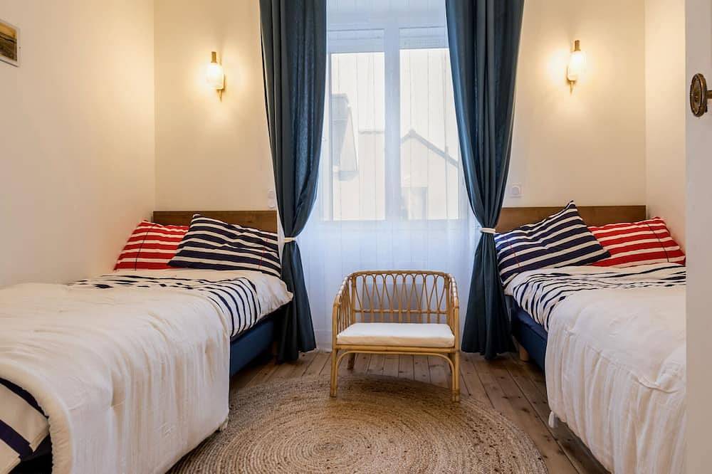 Villa face à la mer avec terrasse privative, confort moderne, Wi-Fi gratuit à Saint-Nazaire in Saint-Nazaire, Côte d'Amour