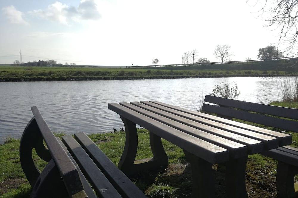 Gemütliche Dachgeschoswohnung ( 46m²) Neubau, Kanalnähe\/ Wander- und Fahrradweg — Bild 3