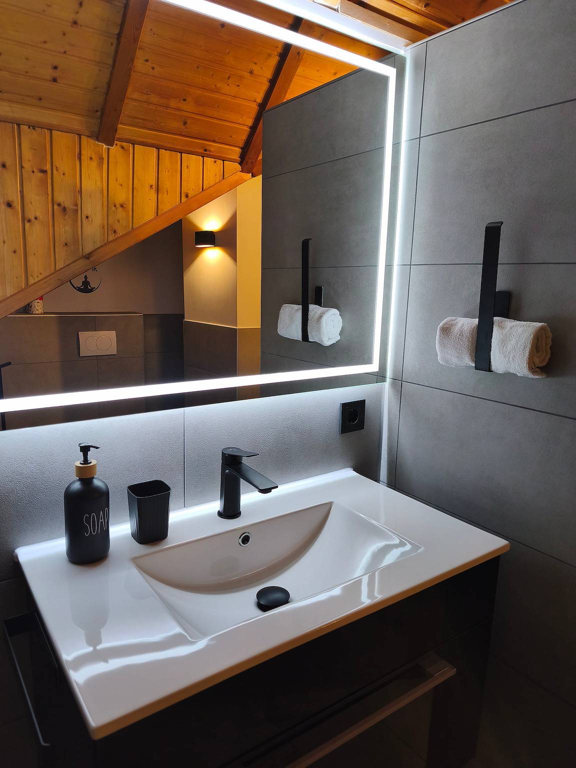 Ganze Ferienwohnung, Ferienwohnung Burgzauber Burghausen - Ferienwohnung Burgzauber in Burghausen, Landkreis Altötting