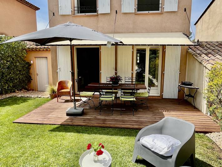 Casa de vacaciones para 6 personas, con terraza además de jardín y piscina - 1