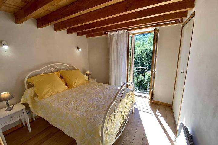 Location de vacances pour 4 personnes, avec jardin à Bugarach - 2