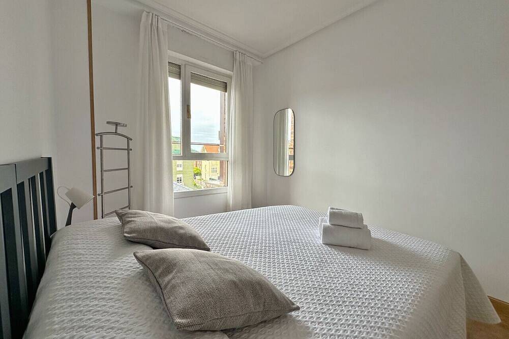 Entire apartment, La Espina, in Somo - 30024 in Somo, Ribamontán al Mar