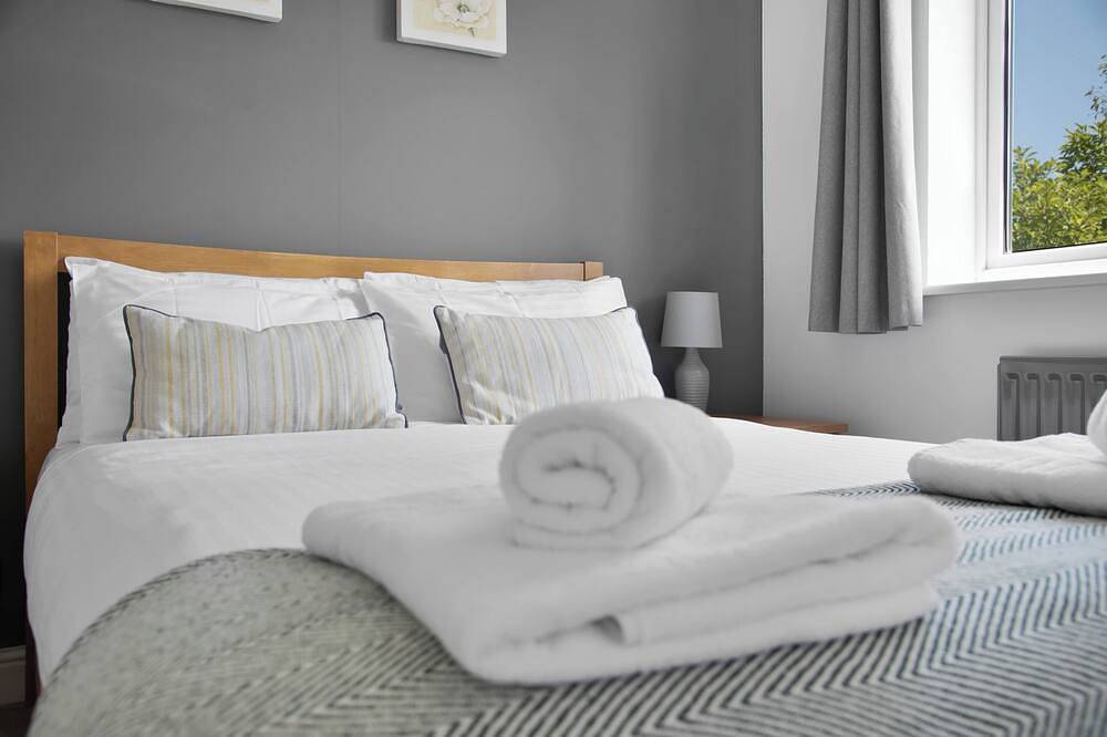 Whiskawayhomes Pirie Avenue No. 2 in Worcester, Worcestershire