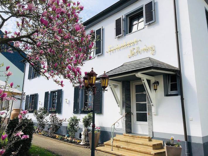 Ferienwohnung für 2 Personen, mit Garten in Bad Neuenahr