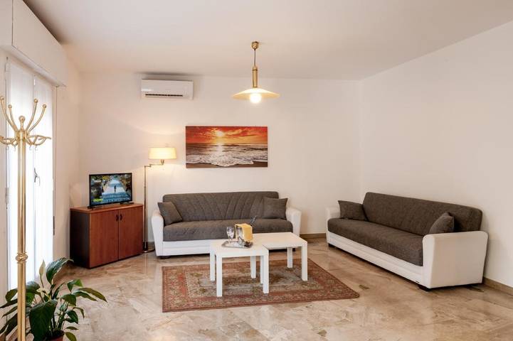 Appartamento vacanze per 8 persone, con balcone - 1