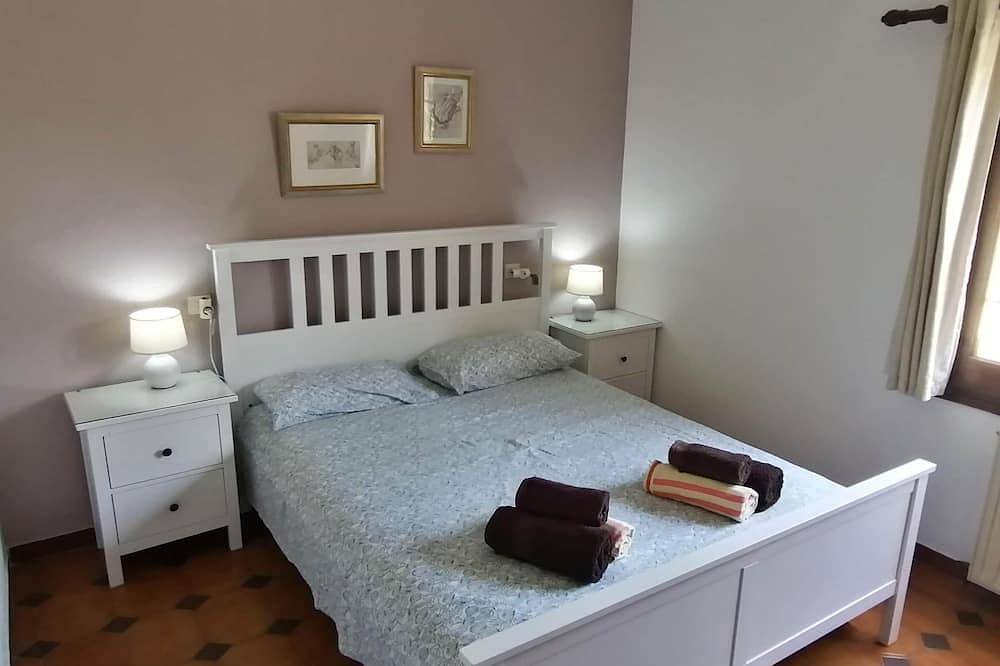 Grande Villa avec Piscine/Wifi/Parking - Villa Clemente, Villa with Big Swimming Pool next to the Fo... in L'Escala, Haut-Ampurdan