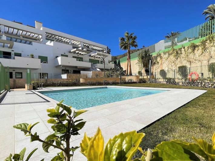 Apartamento de vacaciones para 4 personas, con Terraza y Jardín además de Piscina para niños y Piscina en Levante Almeriense