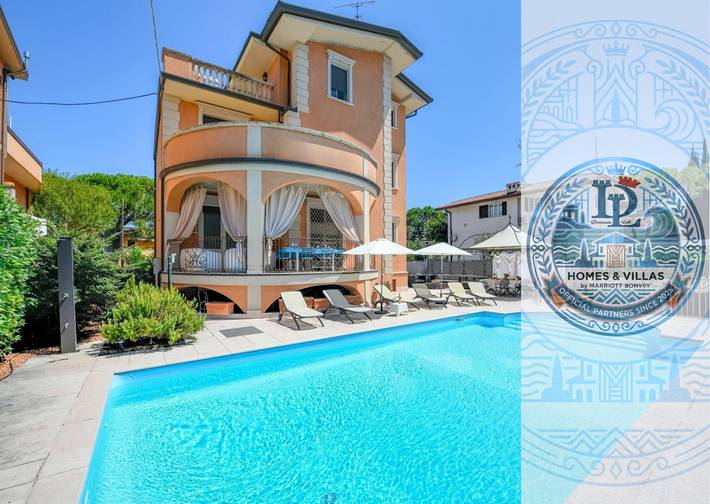 Villa für 8 Personen, mit Terrasse und Garten sowie Seeblick in Desenzano del Garda