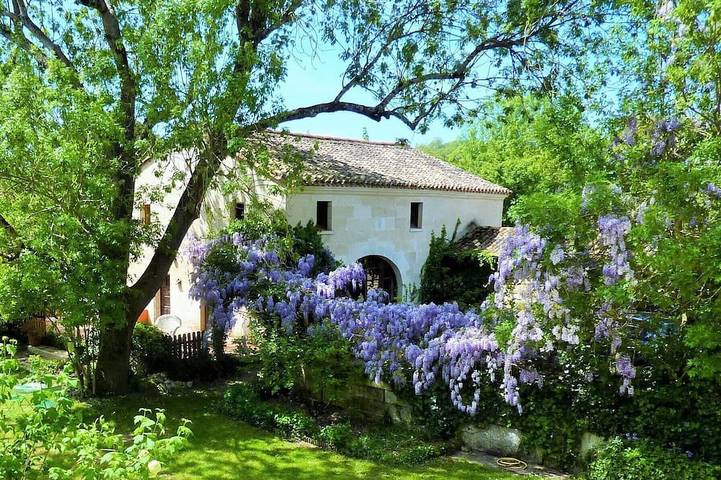 Gîte pour 5 personnes, avec Terrasse et Jardin