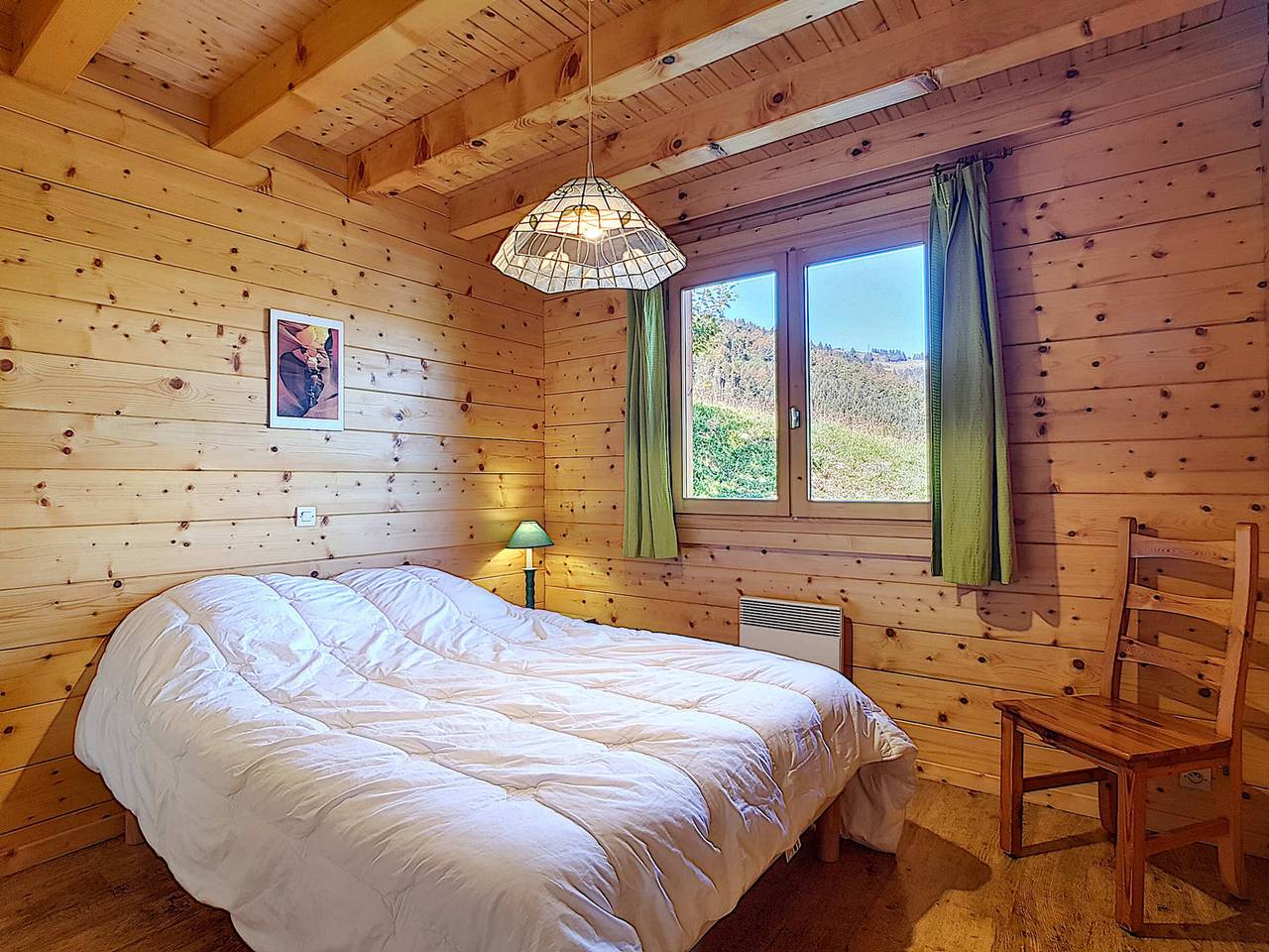 Apartamento entero, Medio chalet para 6 en La Clusaz con Wifi, admite mascotas y parking in La Clusaz, Región de Annecy