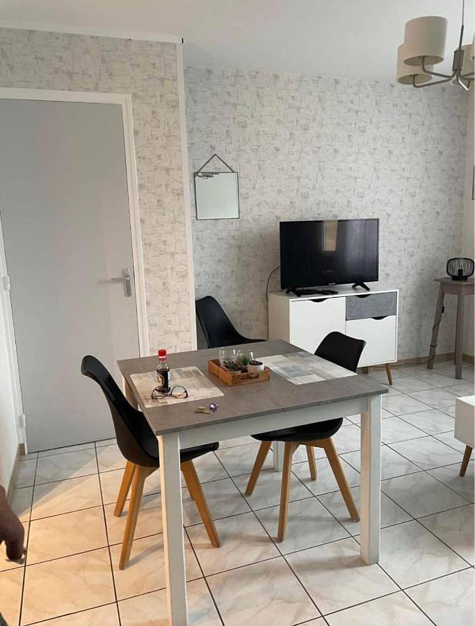 Gîte pour 4 personnes, avec balcon à Saint-André-les-Vergers - 3