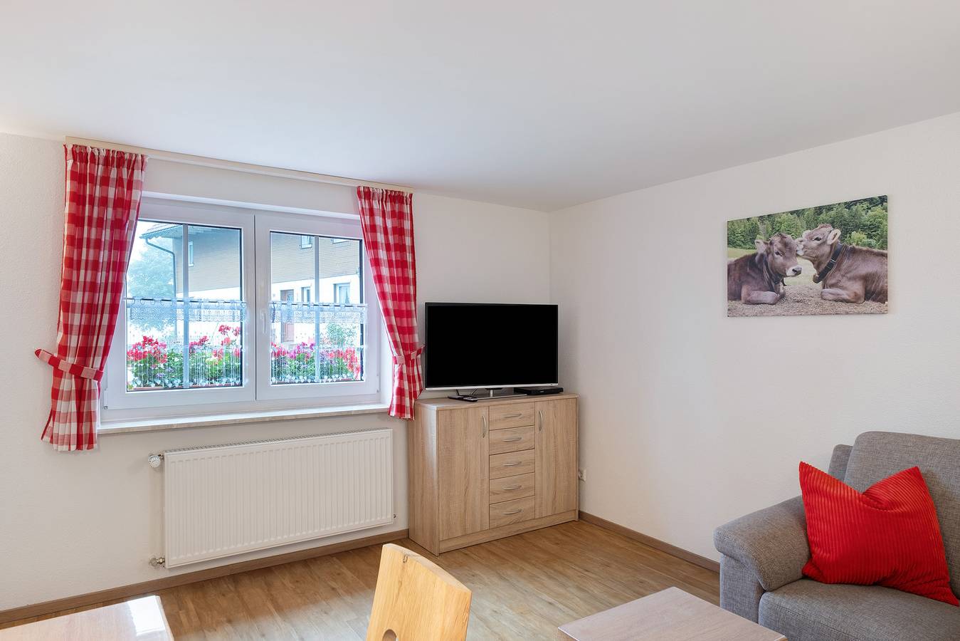 Ganze Wohnung, Ferienwohnung 'Süßen Häusle' mit Gemeinschaftsgarten und Wi-Fi in Suedlicher Schwarzwald, Breitnau