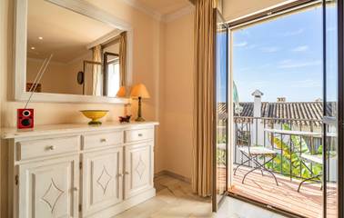 Holiday Apartment for 4 People in Urbanización Playa Marina, Mijas, Photo 4