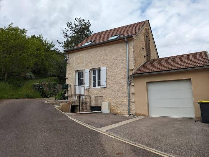 Location de vacances pour 4 personnes, avec terrasse à Savigny-lès-Beaune - 2