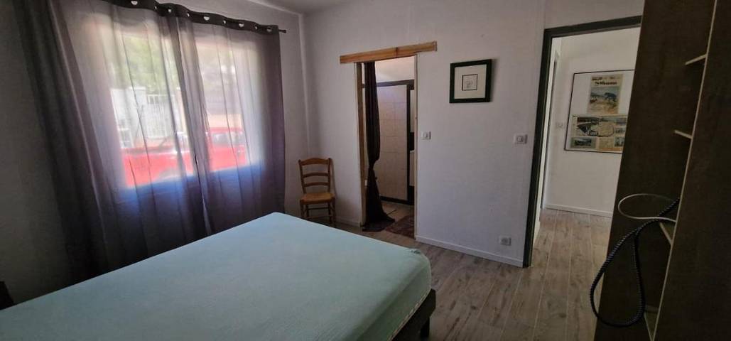 Location de vacances pour 8 personnes, avec jardin ainsi que piscine et vue, animaux acceptés à Oletta - 4