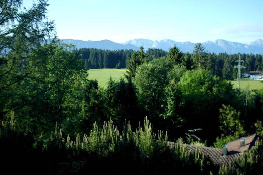 Ganze Wohnung, Wohnung mit Südterrasse, Gartenzimmer bis 5 Personen, Königscard in Prem, Bayerische Alpen