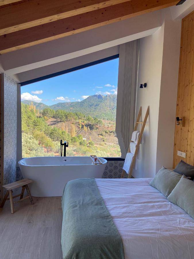 Casa rural para 8 personas, con Terraza además de Jardín y Vistas en Riópar