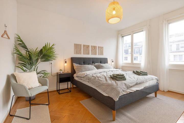 Gîte pour 8 personnes, avec vue à Bienne