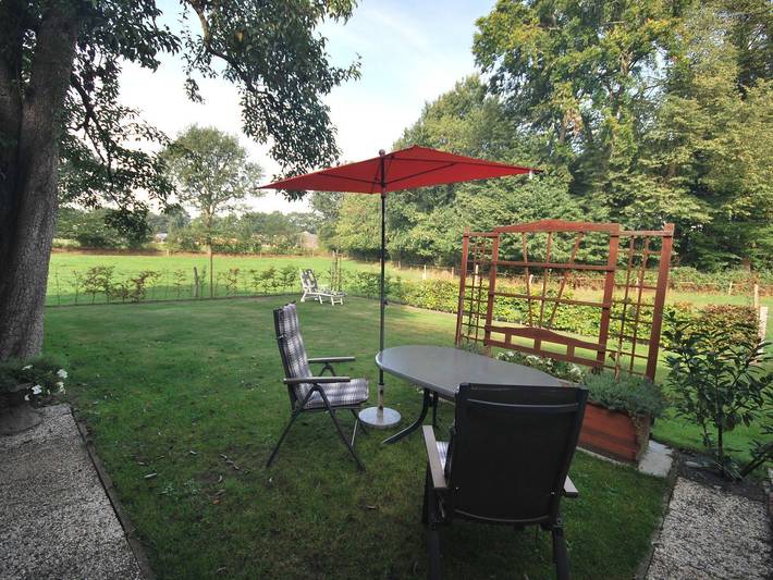 Ferienwohnung für 4 Personen, mit Terrasse und Garten in Uplengen - 2
