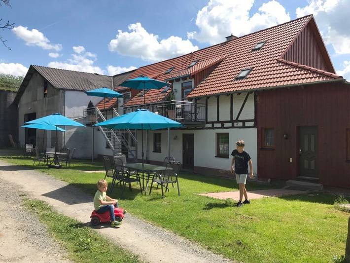 Ferienwohnung für 4 Personen, mit Terrasse und Garten sowie Sauna in Erbach im Odenwald