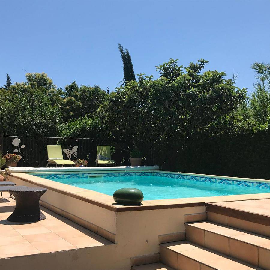 Three-Bedroom House in Sarrians, Vaucluse