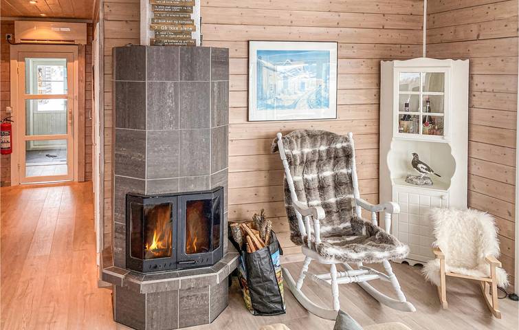 Ferienhaus für 6 Personen, mit Terrasse und Garten sowie Sauna in Nord-Norwegen - 4