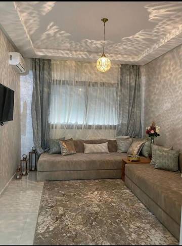 Gîte pour 5 personnes, avec balcon et piscine dans Mansouria