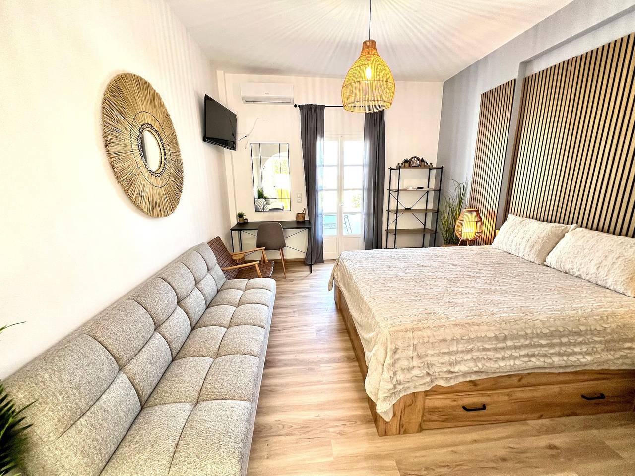 Estudio entero, Estudio 'Aeolian Blu 7' con vistas al mar, Wi-Fi y aire acondicionado in Parikiá, Paros