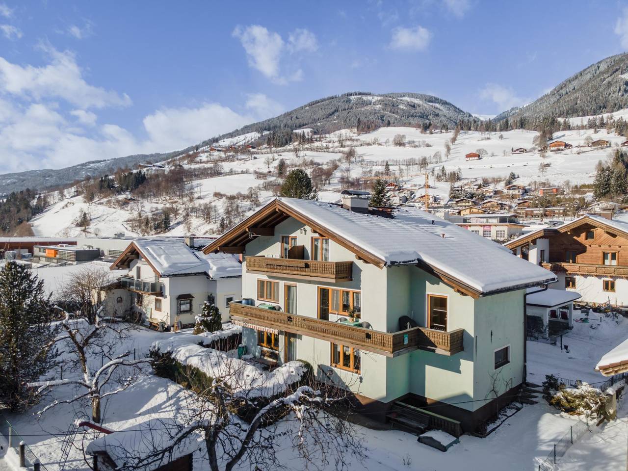 Ganze Wohnung, Gruppenunterkunft mit Garten im Salzburger Land in Niedernsill, Pinzgau