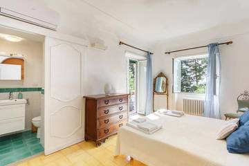 Villa for 13 Guests in Capri, Tyrrhenian Coast Campania, Picture 4