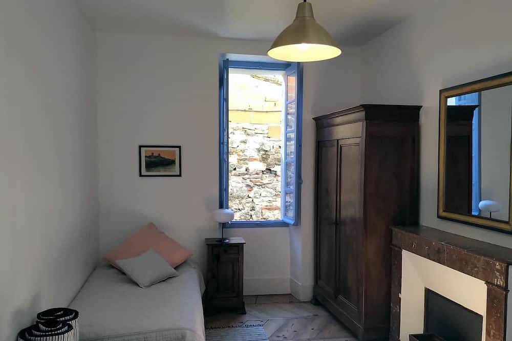 Appartement entier, Gîtes de France® - La Maison de Grand-Mie in Cahors, Quercy