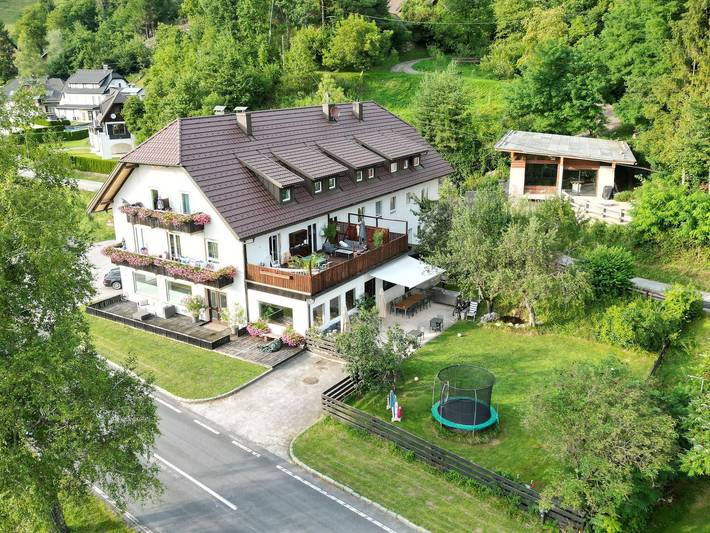 Ferienwohnung für 2 Personen, mit Balkon in Finkenstein am Faaker See