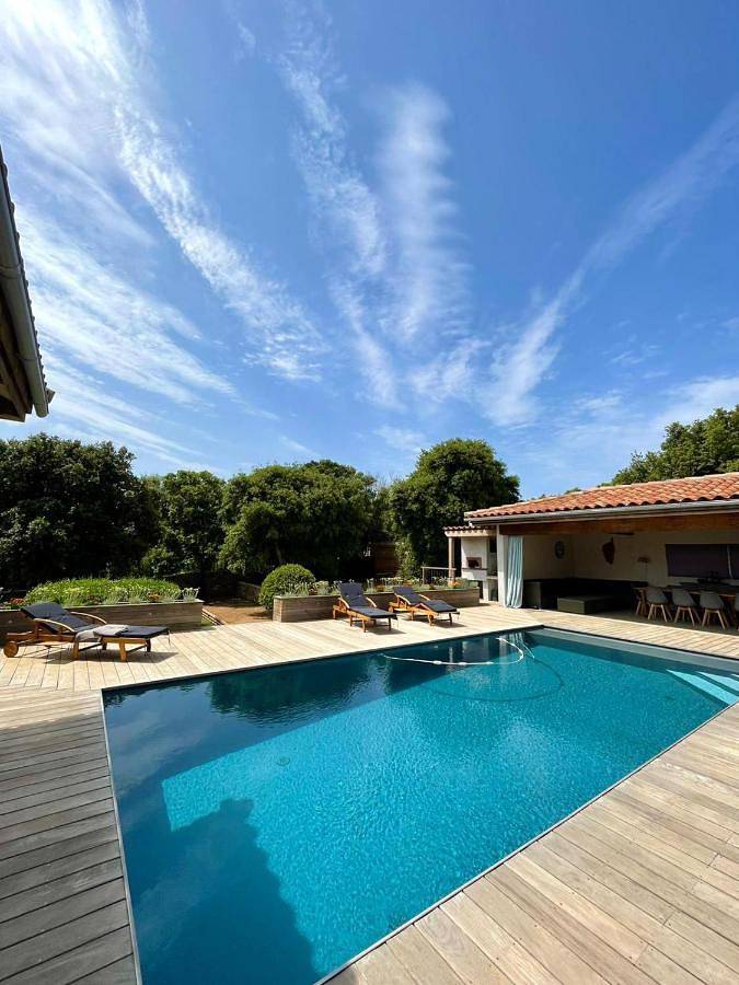 Villa pour 10 personnes, avec Terrasse ainsi que Jardin et Piscine à Bonifacio
