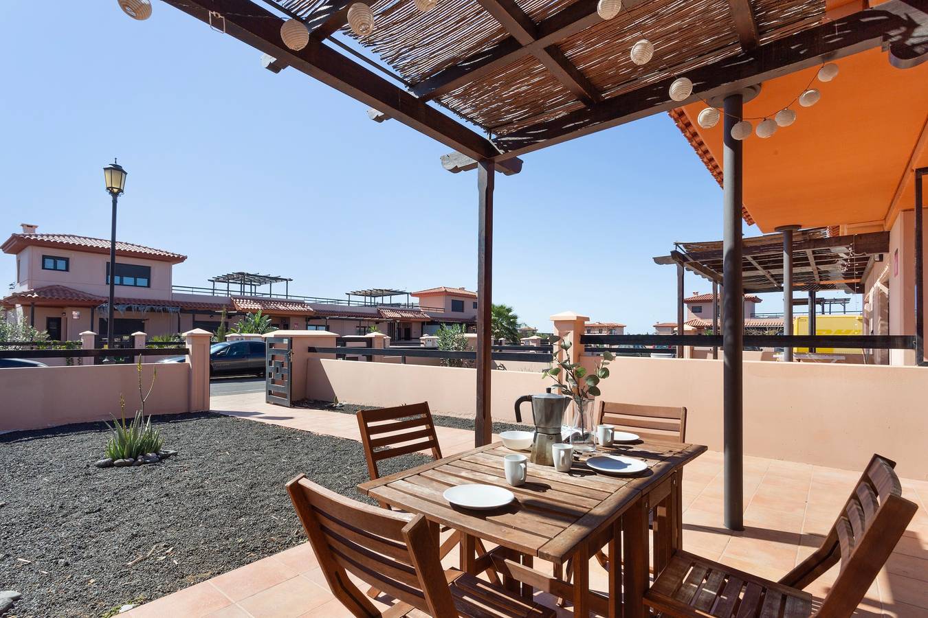 Ferienhaus 'Sweet Home Majanicho' mit Meerblick, Gemeinschaftspool und Wi-Fi in La Oliva, Fuerteventura
