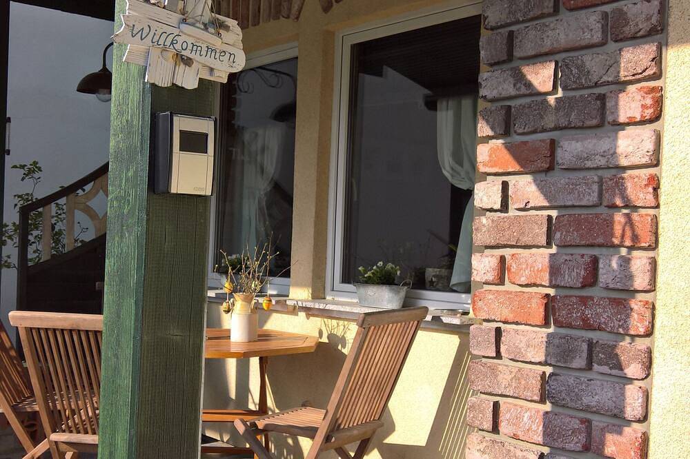Huis, 300 m van het strand, vlakbij het bos in Sellin, Rügen