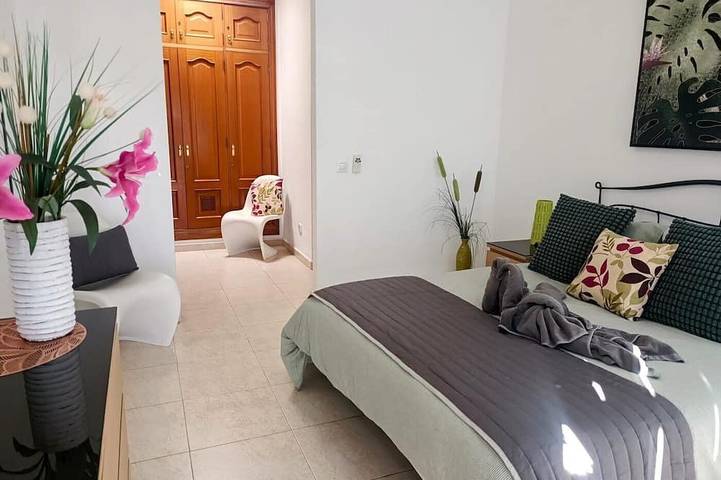 Villa Elysium - Private Villa with Pool - Walk to Central Playa Blanca in Playa Blanca, Yaiza