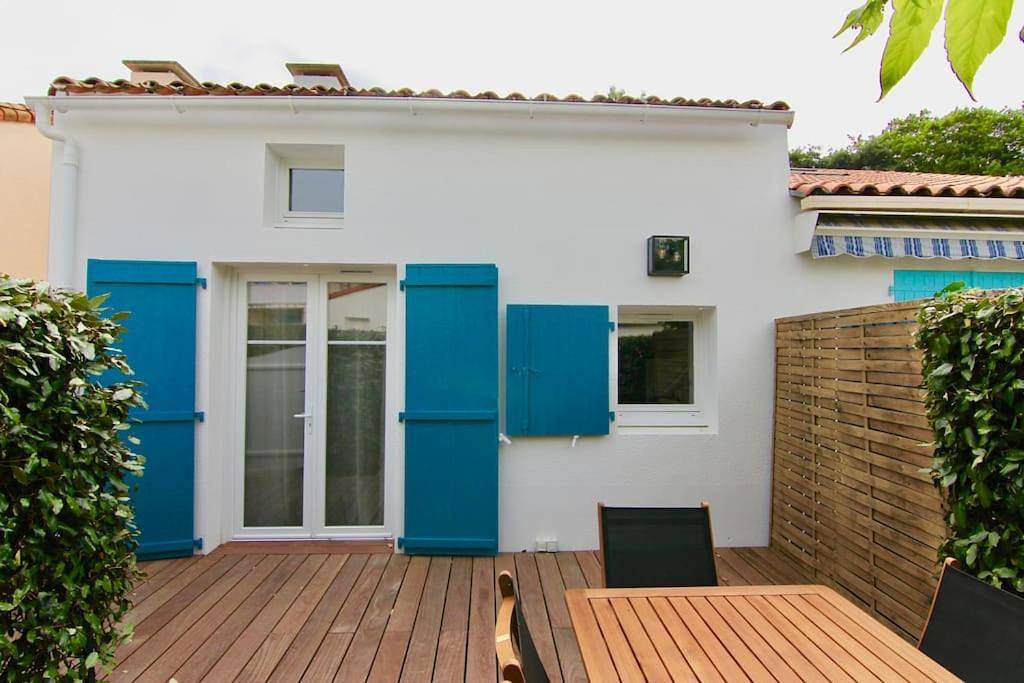 Two-Bedroom House in Château-d'Olonne, Les Sables-d'Olonne