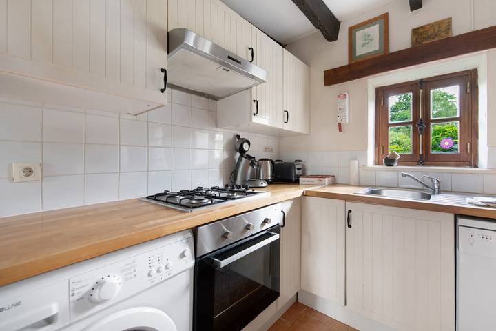 Gîte Le Petit Promenant: terraço privado, jardim e Wi-Fi em La Bazoque in Saint-Hubert-des-Biards, Bayeux (Região)