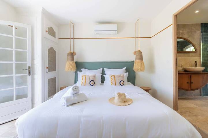 Villa 400m² Padel Piscine Volley in Valbonne, Côte méditerranéenne (France)