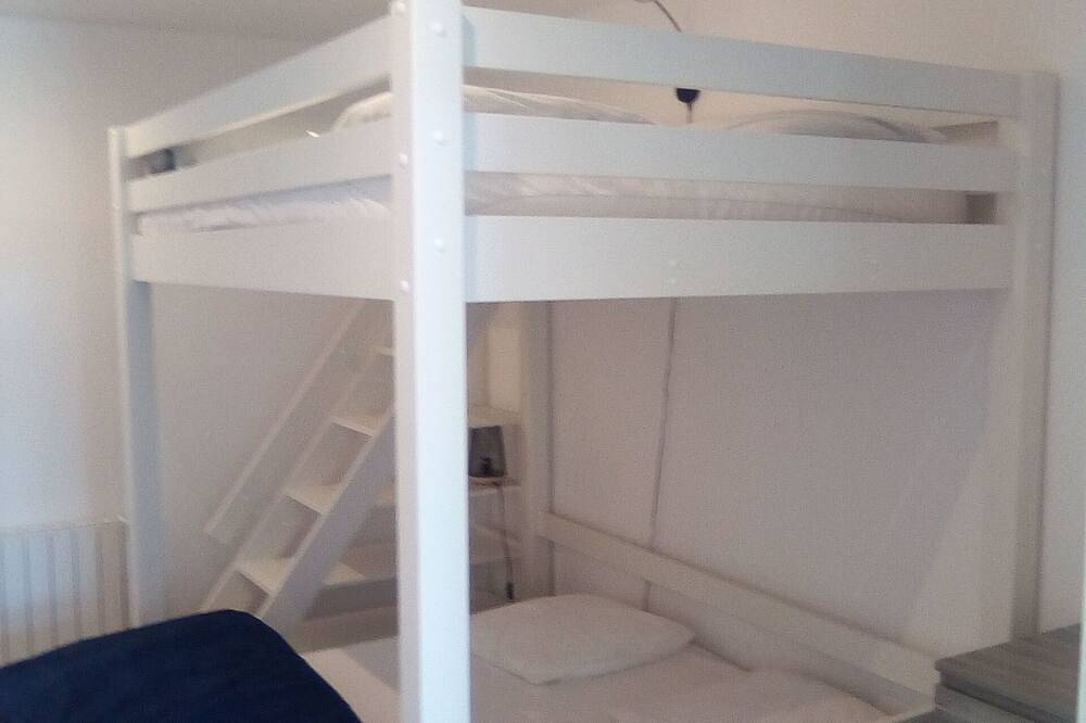 Maison grande capacité pouvant accueillir jusqu'a 18 personnes. in Les Mathes, Côte de Beauté